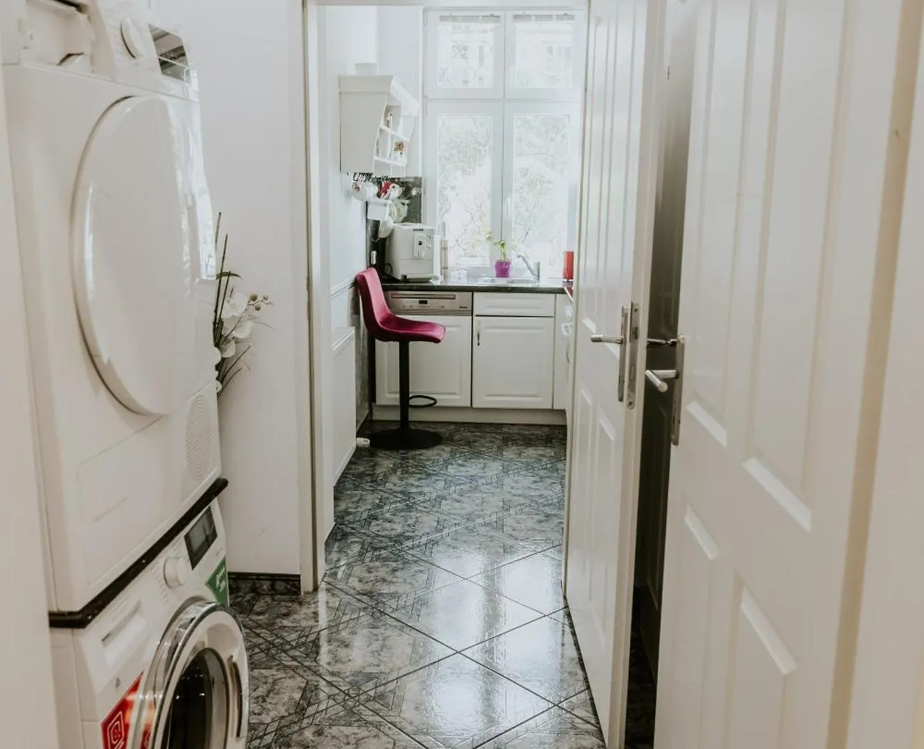 Vienna City Apartment - Belvedere 0*,  Austria