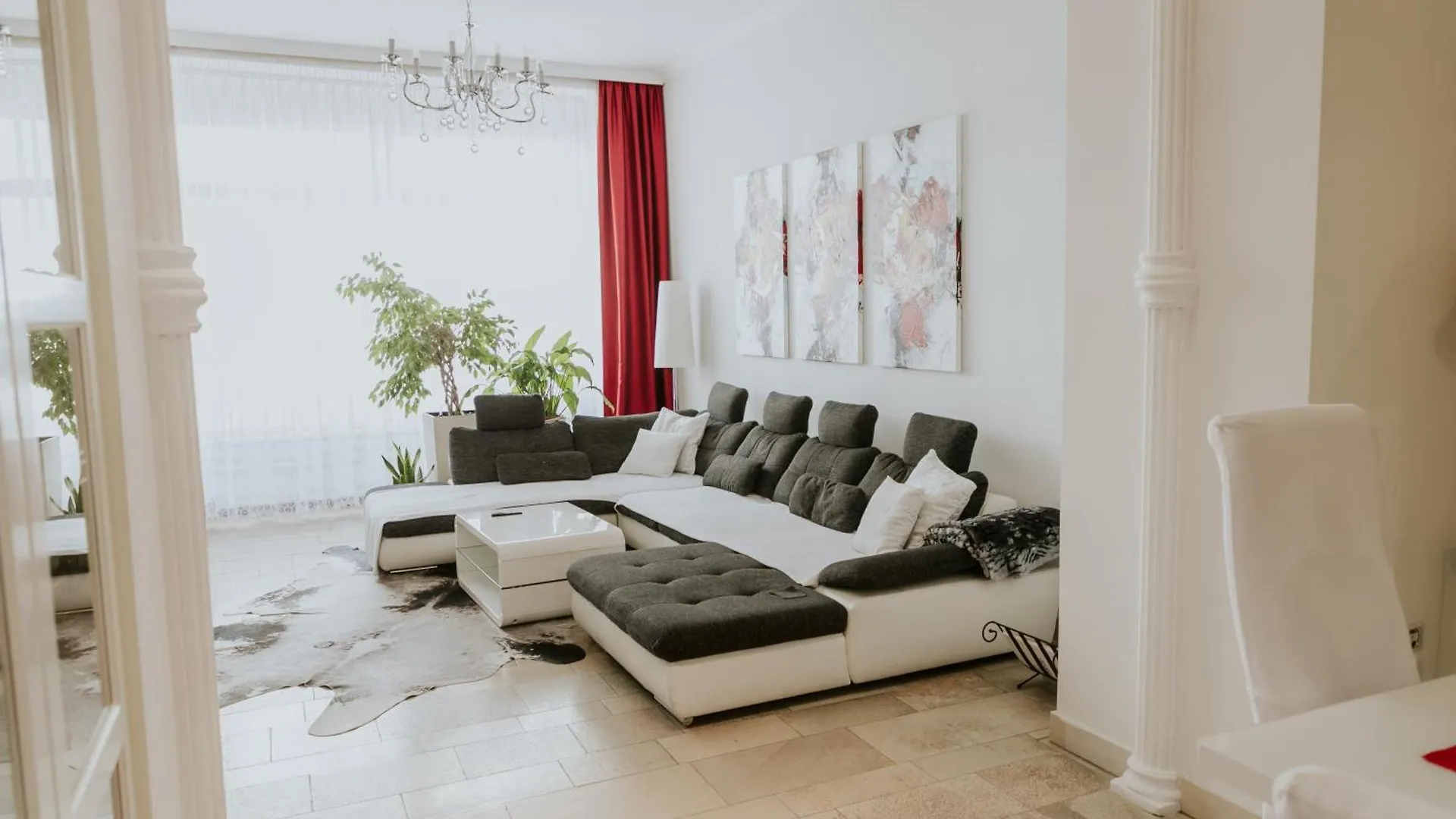 Vienna City Apartment - Belvedere 0*,  Austria